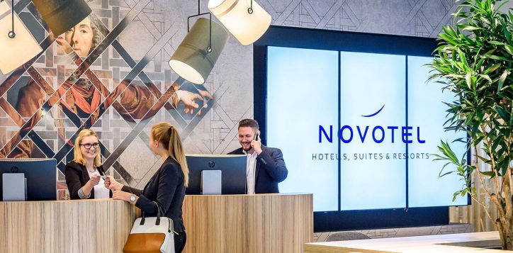 novotel_at1100-876-_ret-2